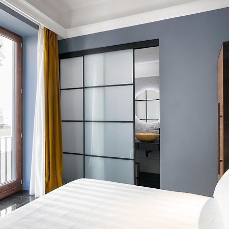 Hotel Poerio 25 Boutique Stay เนเปิลส์ ภายนอก รูปภาพ