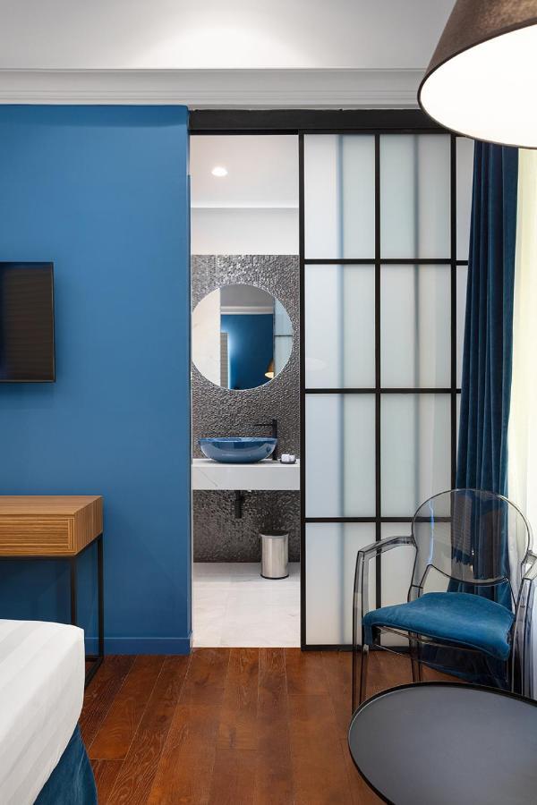 Hotel Poerio 25 Boutique Stay เนเปิลส์ ภายนอก รูปภาพ