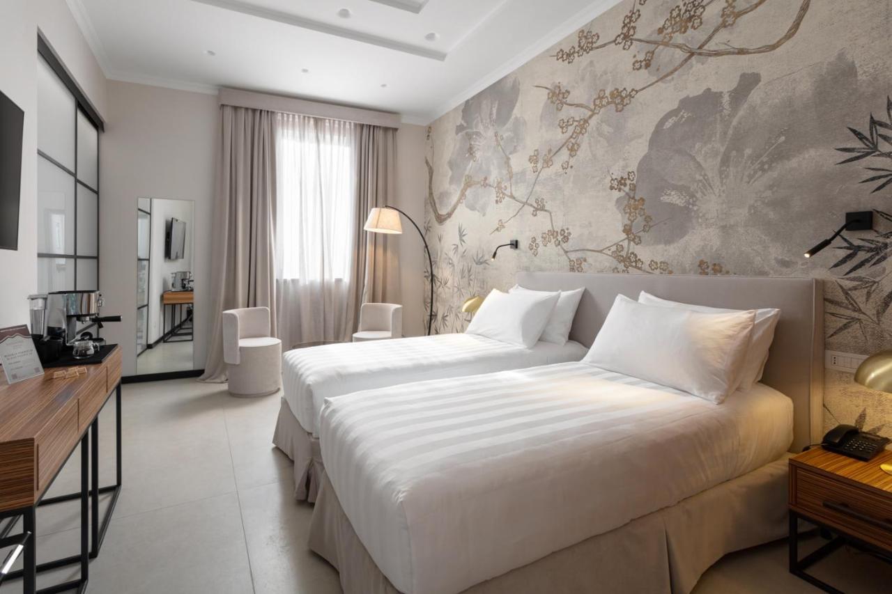 Hotel Poerio 25 Boutique Stay เนเปิลส์ ภายนอก รูปภาพ