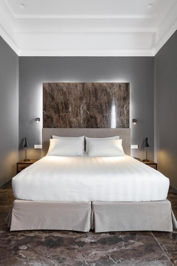 Hotel Poerio 25 Boutique Stay เนเปิลส์ ภายนอก รูปภาพ
